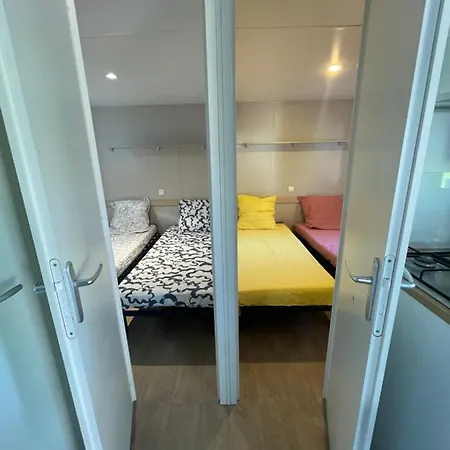 Mobil-home Au Pied Du Luberon