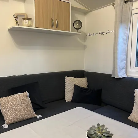 Mobil-home Au Pied Du Luberon La Roque-d'Antheron